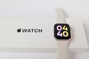 最便宜Apple Watch SE 3值得買嗎？實測5大升級、同場S11比一比