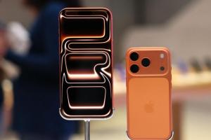 傳 Android 大廠跟進 iPhone 17 Pro 宇宙橙！實機樣貌曝光