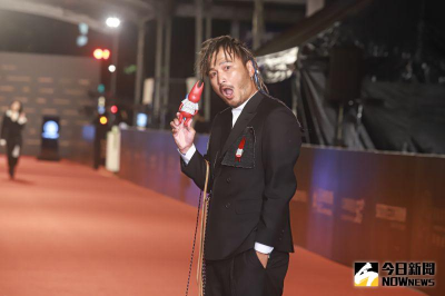 金鐘獎／最催淚一幕！KID完成小鬼遺願　帶他走紅毯、準備專屬C位