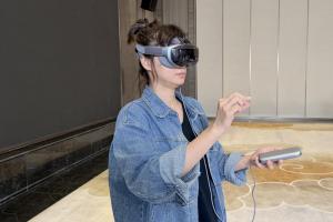 輕一點的未來感！體驗vivo Vision探索版、這優勢蘋果Vision Pro得讓步
