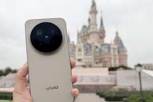 搶先實測vivo X300 Pro！外接長焦鏡200倍變焦太猛、實拍看這篇
