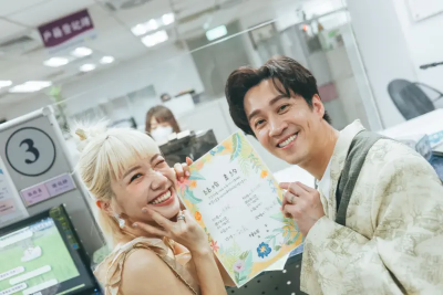 Lulu、陳漢典登記結婚！金鐘獎才公然放閃　正式升格夫妻爸媽看哭