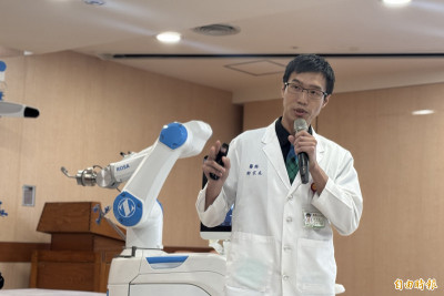 AI機械手臂助攻！ 膝關節置換更準、更快、更不痛
