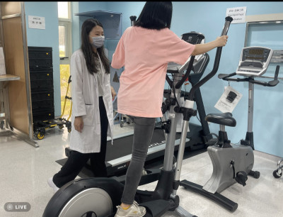 職能負重訓練 車禍受傷闆娘半年重返工作崗位