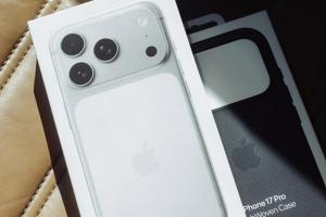 台灣最熱銷 Top 20 手機排名出爐！iPhone 17 上市 12 天銷量超越 Android 三個月
