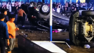 中國海南爆示威!土地使用權喬不攏、警民激烈衝突 車輛都被掀翻