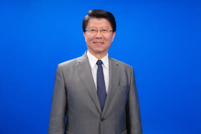 不是主動重用吳音寧？謝龍介曝背後恐有「報恩」內幕