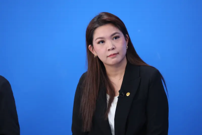 「不單獨用餐不會被強吻」喻豬瘟！鍾沛君酸翁達瑞：以為印度新聞