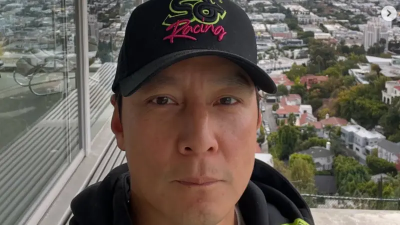 吳彥祖甜曬老婆Lisa合照！23年愛情長跑首同框　告白沒妳活不下去