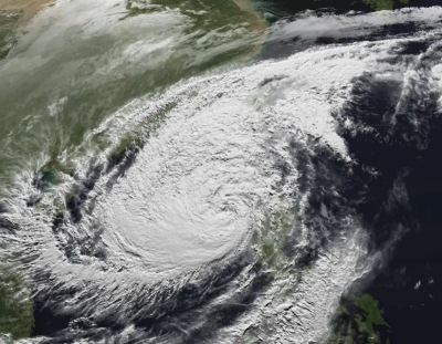 賭上大氣系招牌！台大生預言「颱風放假天數」：少1天請雞排+珍奶