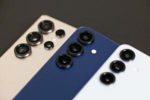 三星新旗艦 Galaxy S26、S26+ 樣貌首曝光！嶄新相機島成焦點