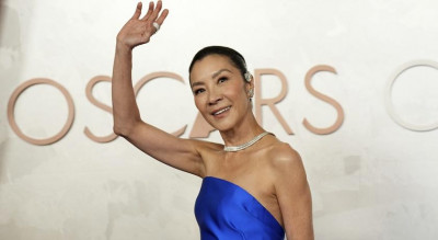 楊紫瓊用4千萬名錶搭出貴太太氣勢！肌膚緊到發亮 完全不像63歲