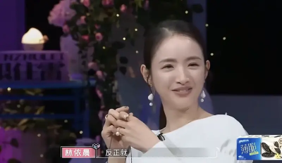 林依晨其實是戀愛腦！捷運搭訕帥哥　結局超反轉她懊悔：追不回來