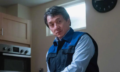 成龍遭150萬粉專造謠死訊！AI生成黑白躺牀照　真實健康狀況曝光