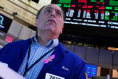 輝達升幅抹去！財報佳難敵AI泡沫、降息質疑　美股道瓊瀉近400點