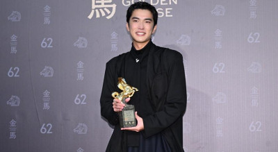 曾敬驊奪金馬男配真情流露成愛哭包！會後發帥氣男神片反差萌秒圈粉