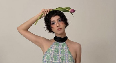 Jisoo辣露香肩登時尚雜誌！IG自曝幕後花絮原來拍攝空檔都在做這件事