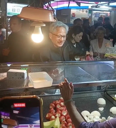 黃仁勳晚餐喫國賓　稱不清楚台積電提告羅唯仁一事