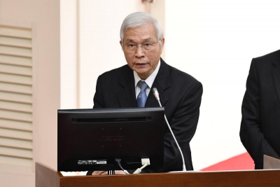 央行總裁談穩定幣！當貨幣支柱得符3條件　能否用於實體經濟2關鍵