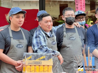 杜汶澤麵館開張！自嘲賣麵兼賣命　妙回小紅書禁令：本對紅色過敏