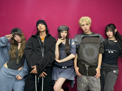 ALLDAY PROJECT為AAA來台！竟見高雄特產　Annie拍照打卡：有猴子