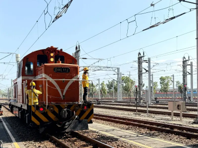 台鐵電力設備異常！桃園至中壢西正線無電　恐塞到傍晚5點