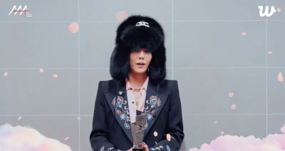 AAA／GD突然現身！拿10週年傳奇男歌手獎　香奈兒皮草帽超級搶眼