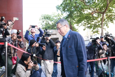 小沈1500被酸Excel Pay　檢察官：柯文哲Excel真可以pay出幾千萬