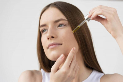 橄欖油敷臉能保濕？ 食藥署闢謠：恐堵塞毛孔狂冒痘