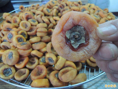 乾柿別貪喫 營養師示警恐釀「柿石」腸堵塞