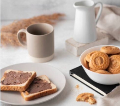 呷飯喫過快 飽了胃苦了腦 營養師：等等就愛睏