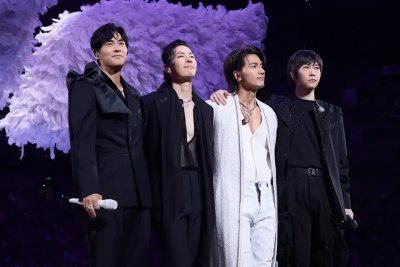 阿信演出摔落2米舞台！本人回應了：醫院檢查平安　周傑倫點讚