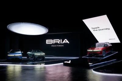 收購後首秀　LUXGEN今起展示鴻華先進首款電動車BRIA