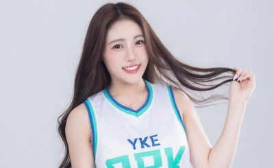 台灣最年輕啦啦隊成員！18歲童星陳亮彤成洋基女孩：最好聖誕禮物