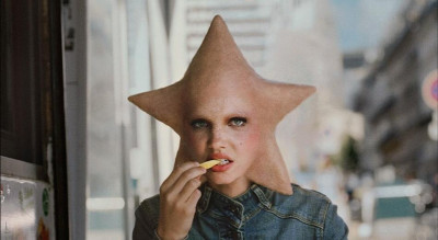 頭上長出星星不是怪而是態度！CONVERSE用超現實視覺反擊「正常」標準