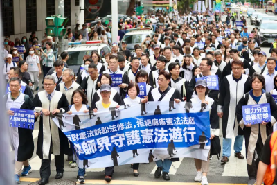 力挺憲法法庭恢復運作！603名律師、690名學界加入連署