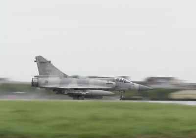 中國圍台軍演之際！他曝美國神祕軍機抵台海周遭？國防部證實了