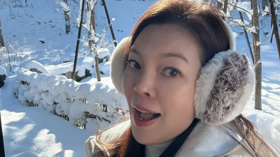 曾馨瑩一套滑雪裝價格10萬跑不掉　51歲大臉自拍找不到一條皺紋