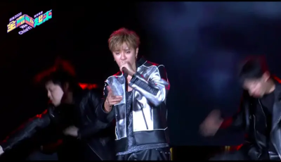 嘉義跨年／羅志祥大跳炸翻！手滑掉麥畫面全播出　網笑虧：是真唱