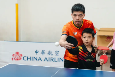 華航公益桌球營首度移師彰化　桌球教父莊智淵親臨指導