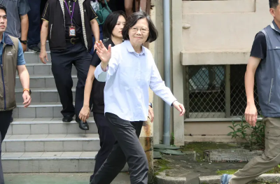 6萬人狂讚！女童剪「小英頭」釣出蔡英文親回：當總統不是問題