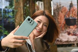 華碩旗艦手機 Zenfone 出清降價！業者：恐是最後甜蜜點