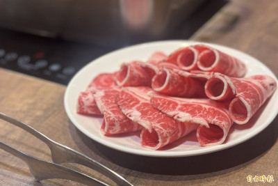 美國飲食指南「大轉彎」挺紅肉、全脂乳 衛福部：台灣飲食指引 第2季公布