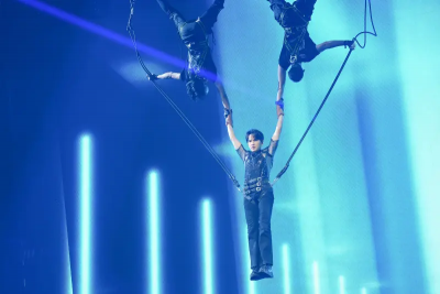 牛奶、坤達挑戰10米高空翻轉16圈！Toro遭脫褲　內褲出現馬到成功