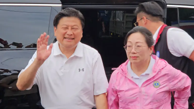 搬開傅崐萁這塊大石！何啟聖遷黨籍戰花蓮　轟藍營：到底怕什麼？