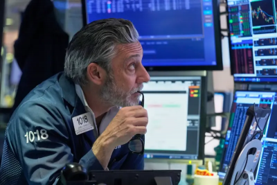 美股主要指數齊跌！那斯達克指數挫逾200點　不確定因素升溫拖累