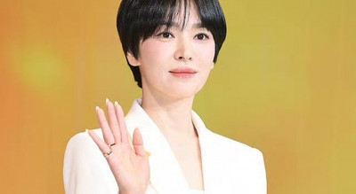 宋慧喬「白西裝配短髮」又美又帥！Chaumet這款珠寶加持成喬妹命定