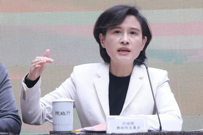 防疫英雄陳時中翻版？前發言人酸「造神SOP」：輪鄭麗君了