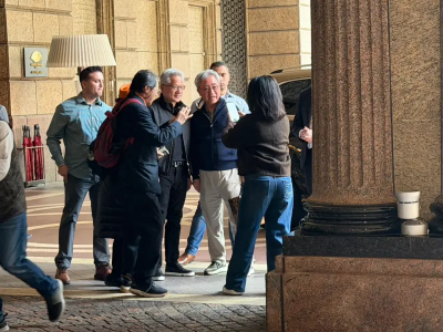 馬斯克要蓋超大型晶圓廠　黃仁勳直言「不易」曝關鍵原因