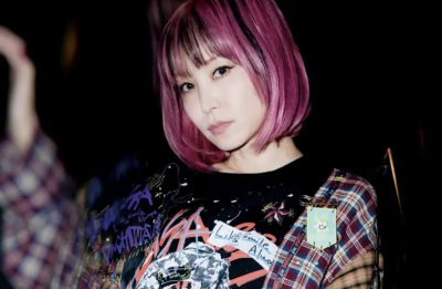 LiSA打工存到100萬闖東京追夢！叛逆少女被媽媽1句話推上國民歌姬